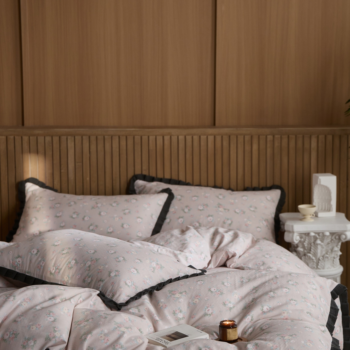 91家纺网 家纺一手货源 找家纺 蓝邻家纺 2025新款全棉纯棉双层纱绉绉花边四件套系列 美丽人生-红