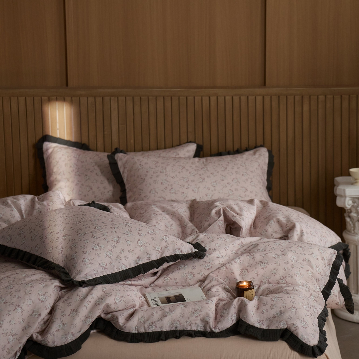 91家纺网 家纺一手货源 找家纺 蓝邻家纺 2025新款全棉纯棉双层纱绉绉花边四件套系列 米娅