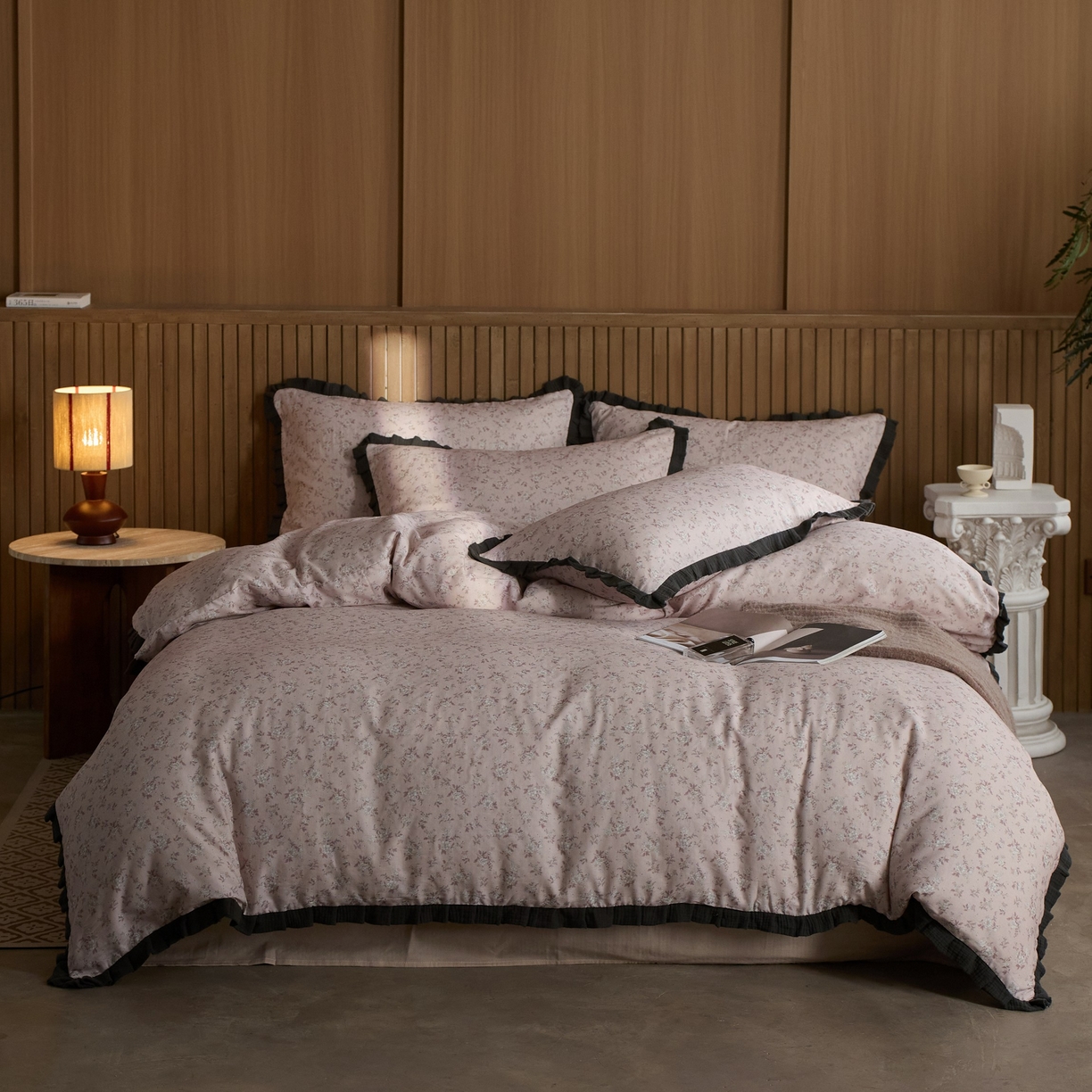 91家纺网 家纺一手货源 找家纺 蓝邻家纺 2025新款全棉纯棉双层纱绉绉花边四件套系列 米娅