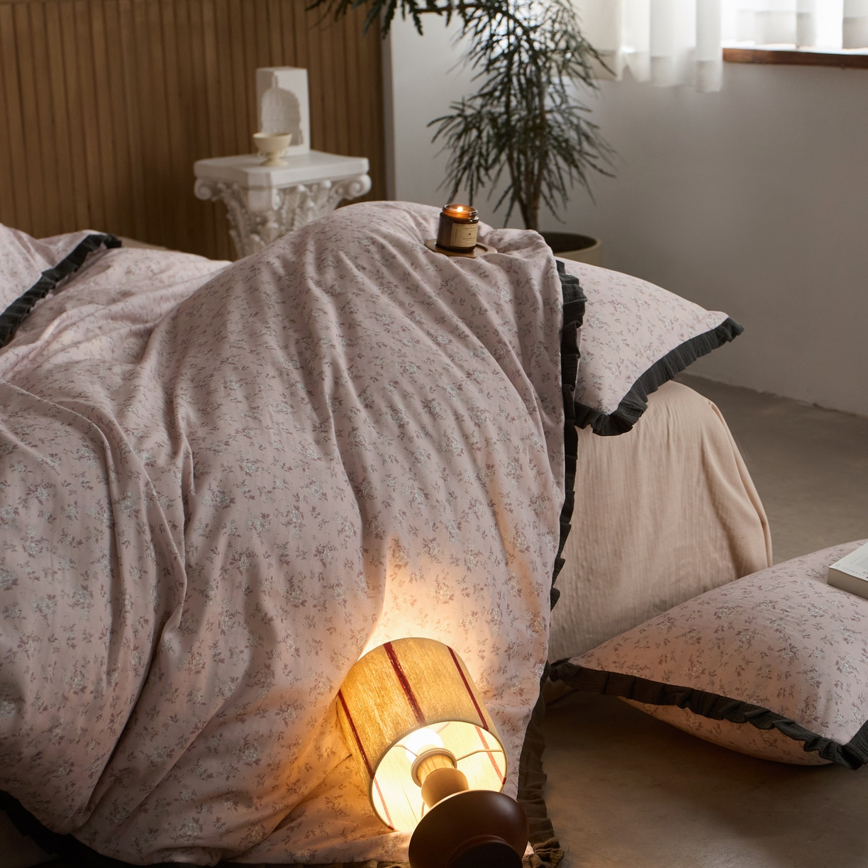 91家纺网 家纺一手货源 找家纺 蓝邻家纺 2025新款全棉纯棉双层纱绉绉花边四件套系列 米娅