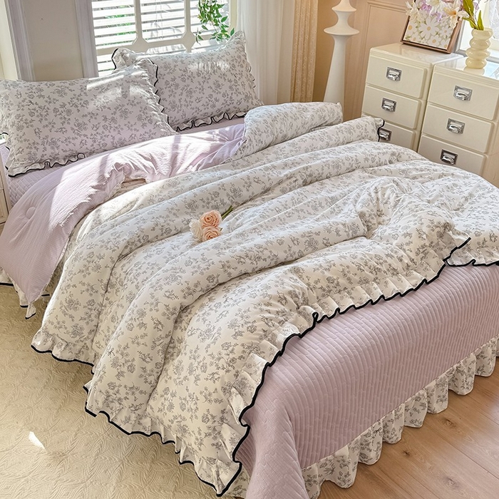 91家纺网 家纺一手货源 找家纺 韩约家纺 2025新款1皱皱纱花边夏被四件套 朝花夕拾