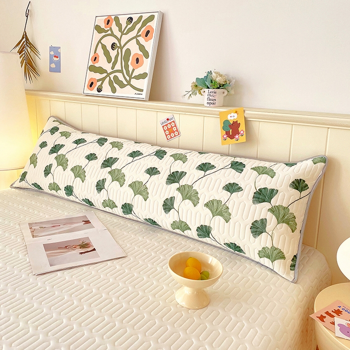 91家纺网 家纺一手货源 找家纺 芯宜佳 2025年新款A类乳胶凉感丝枕套 秋叶缤纷