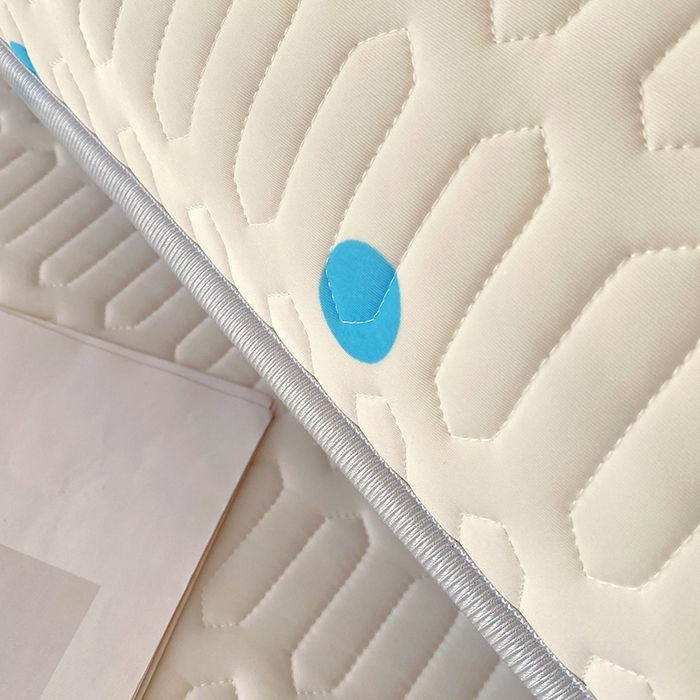 91家纺网 家纺一手货源 找家纺 芯宜佳 2025年新款A类乳胶凉感丝枕套 熊熊乐园-米黄