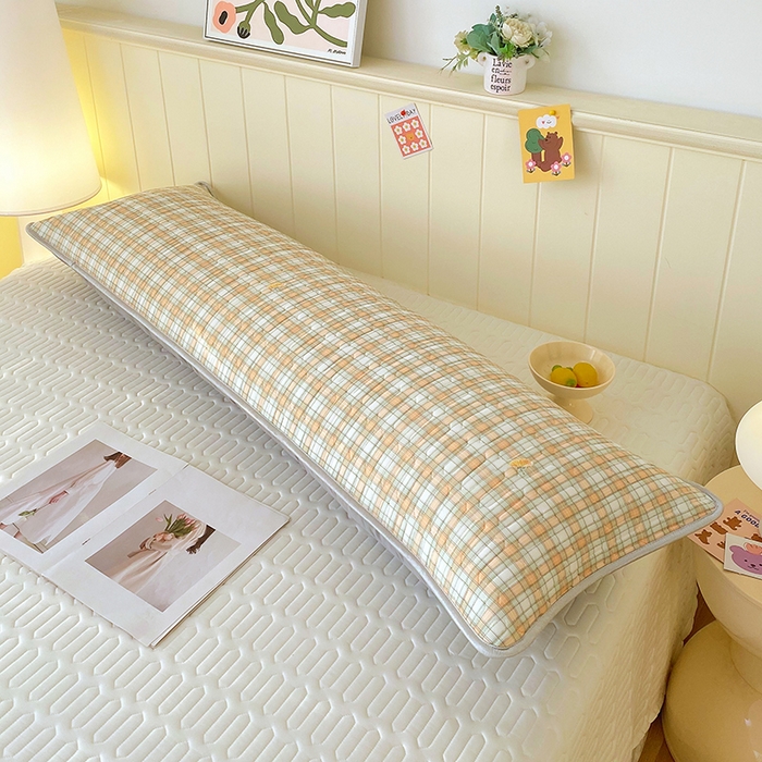 91家纺网 家纺一手货源 找家纺 芯宜佳 2025年新款A类乳胶凉感丝枕套 轻盈格-橙