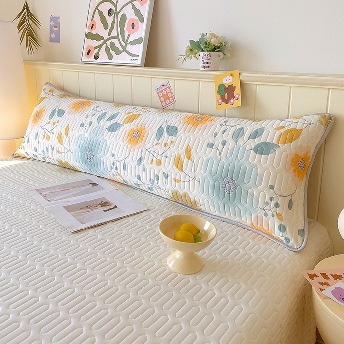 91家纺网 家纺一手货源 找家纺 芯宜佳 2025年新款A类乳胶凉感丝枕套 幻彩花镜