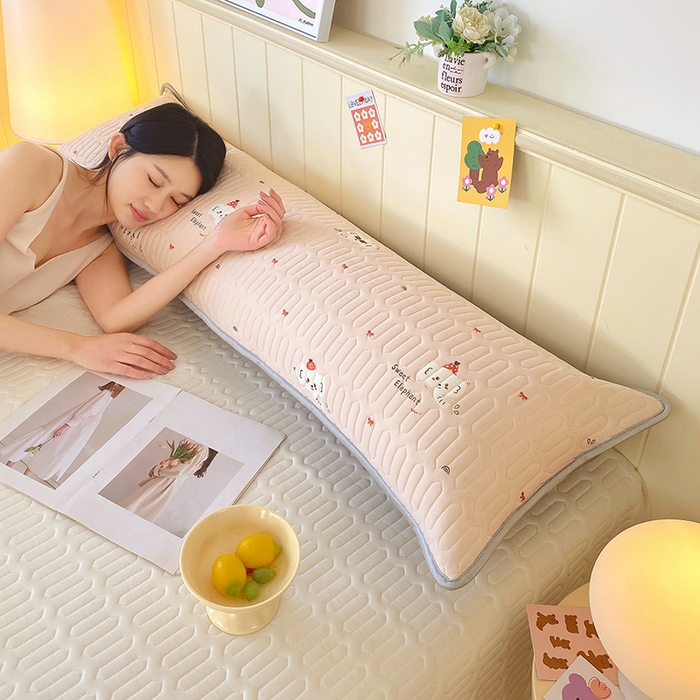 91家纺网 家纺一手货源 找家纺 芯宜佳 2025年新款A类乳胶凉感丝枕套 小甜象