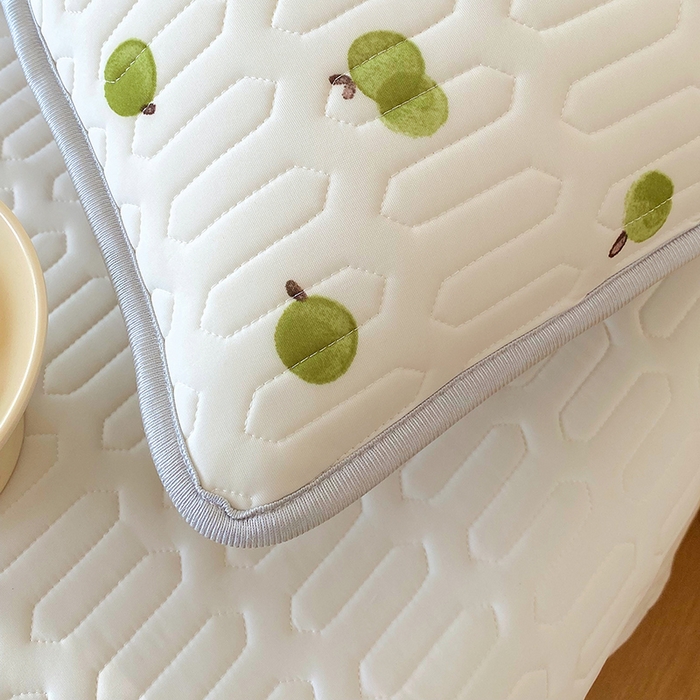 91家纺网 家纺一手货源 找家纺 芯宜佳 2025年新款A类乳胶凉感丝枕套 果香四溢