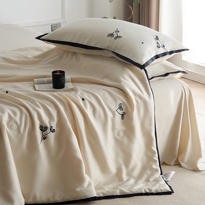 91家纺网 家纺一手货源 找家纺 （总）风向标家纺 2025新款50s莱赛尔天丝大豆拼边款夏被