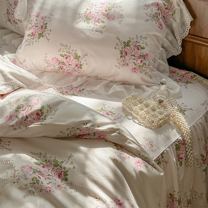 91家纺网 家纺一手货源 找家纺 胜权家纺 2025新款春夏新款全棉法式花边床裙款四件套系列 粉色佳人