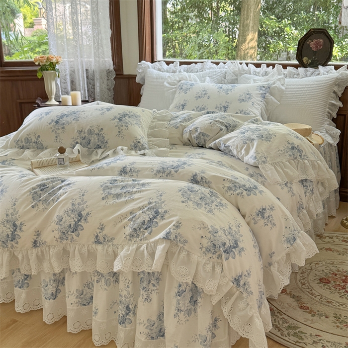 91家纺网 家纺一手货源 找家纺 胜权家纺 2025新款全棉法式花边款单床裙 蓝色花园