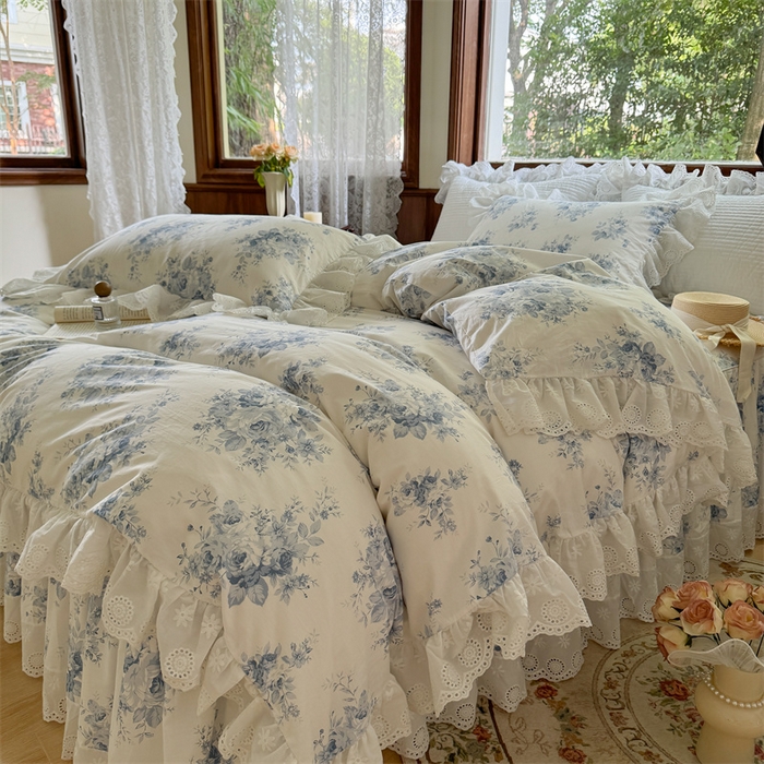 91家纺网 家纺一手货源 找家纺 胜权家纺 2025新款全棉法式花边款单床裙 蓝色花园