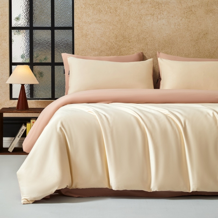 91家纺网 家纺一手货源 找家纺 秀色家纺 2025新款A类60s新疆长绒棉纯棉四件套全棉床上用品纯色床单被套被罩三件套-米朵 米朵-蜜桃奶油