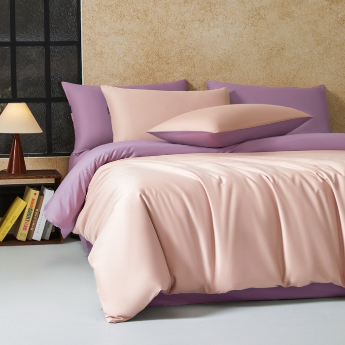 91家纺网 家纺一手货源 找家纺 秀色家纺 2025新款A类60s新疆长绒棉纯棉四件套全棉床上用品纯色床单被套被罩三件套-米朵 米朵-茱萸粉+乌梅紫