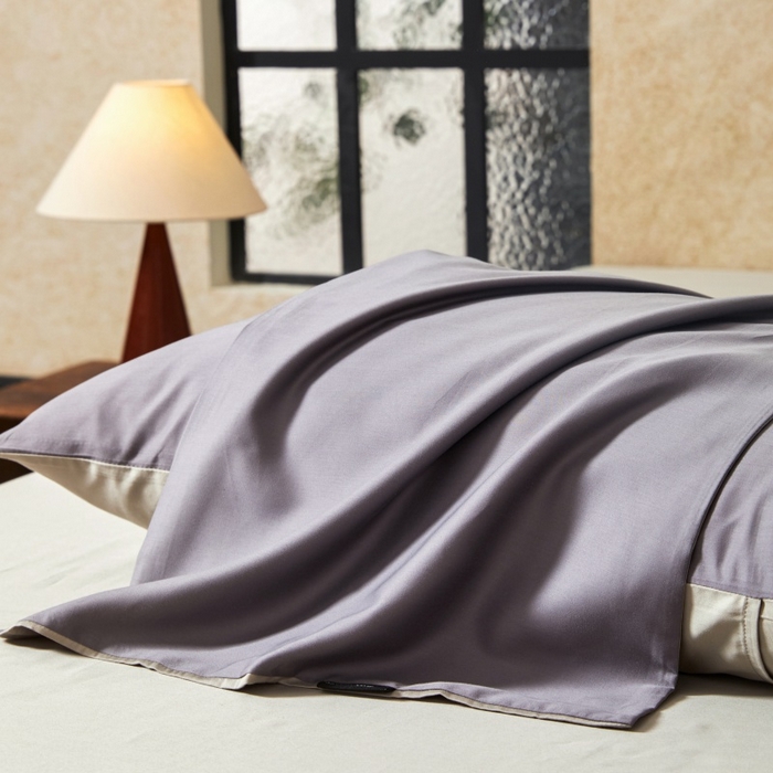 91家纺网 家纺一手货源 找家纺 秀色家纺 2025新款A类60s新疆长绒棉纯棉四件套全棉床上用品纯色床单被套被罩三件套-米朵 米朵-乌梅紫+香槟金