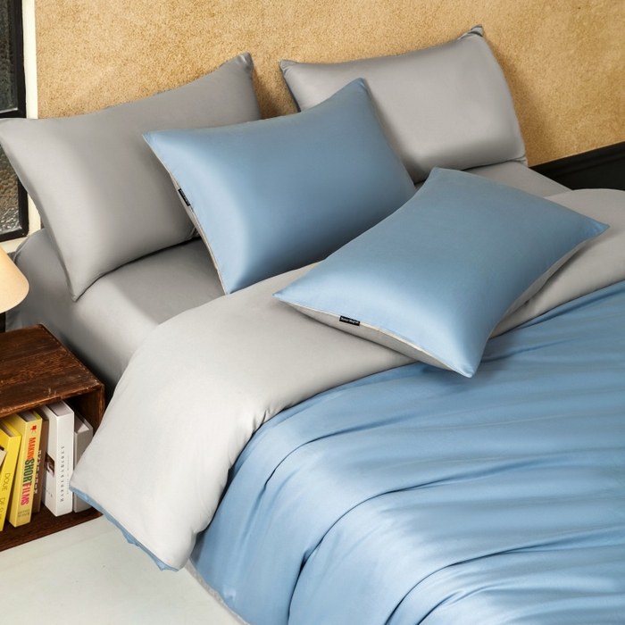 91家纺网 家纺一手货源 找家纺 秀色家纺 2025新款A类60s新疆长绒棉纯棉四件套全棉床上用品纯色床单被套被罩三件套-米朵 米朵-静谧蓝+烟墨灰