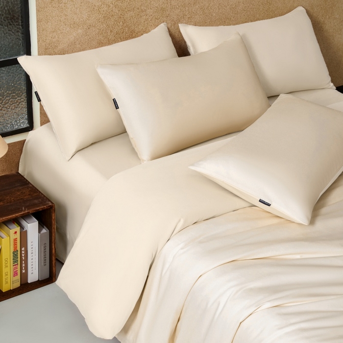 91家纺网 家纺一手货源 找家纺 秀色家纺 2025新款A类60s新疆长绒棉纯棉四件套全棉床上用品纯色床单被套被罩三件套-米朵 米朵-奶昔白