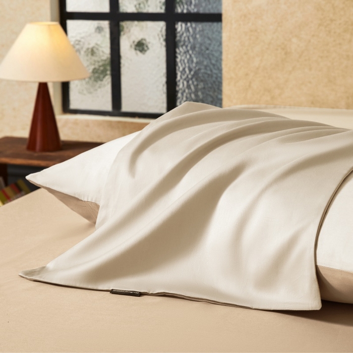 91家纺网 家纺一手货源 找家纺 秀色家纺 2025新款A类60s新疆长绒棉纯棉四件套全棉床上用品纯色床单被套被罩三件套-米朵 米朵-奶昔白+亚麻咖