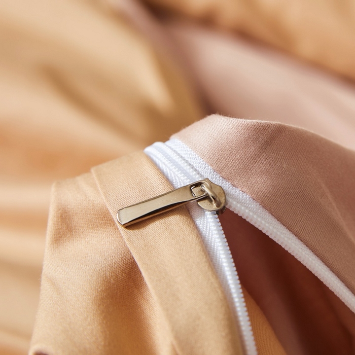 91家纺网 家纺一手货源 找家纺 秀色家纺 2025新款A类60s新疆长绒棉纯棉四件套全棉床上用品纯色床单被套被罩三件套-米朵 米朵-茱萸粉+香槟金