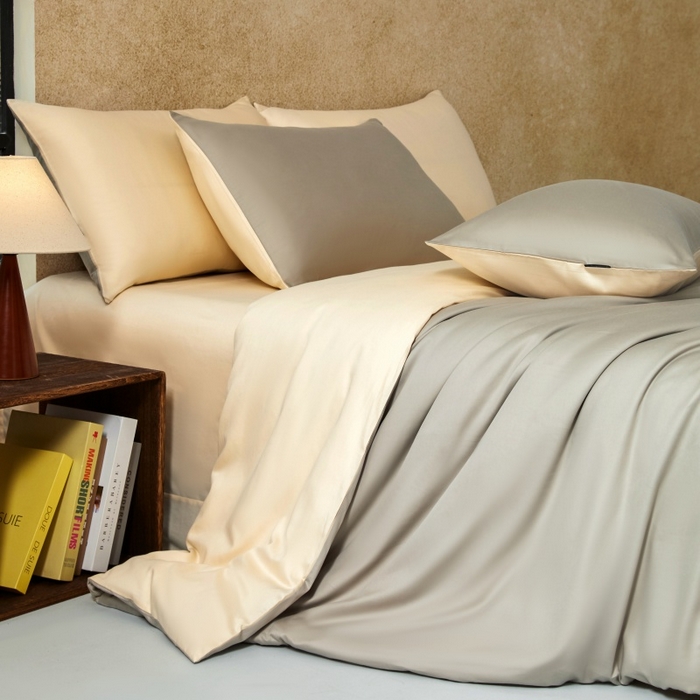 91家纺网 家纺一手货源 找家纺 秀色家纺 2025新款A类60s新疆长绒棉纯棉四件套全棉床上用品纯色床单被套被罩三件套-米朵 米朵-烟墨灰+奶昔白