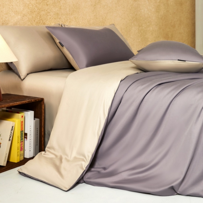 91家纺网 家纺一手货源 找家纺 秀色家纺 2025新款A类60s新疆长绒棉纯棉四件套全棉床上用品纯色床单被套被罩三件套-米朵 米朵-乌梅紫+香槟金