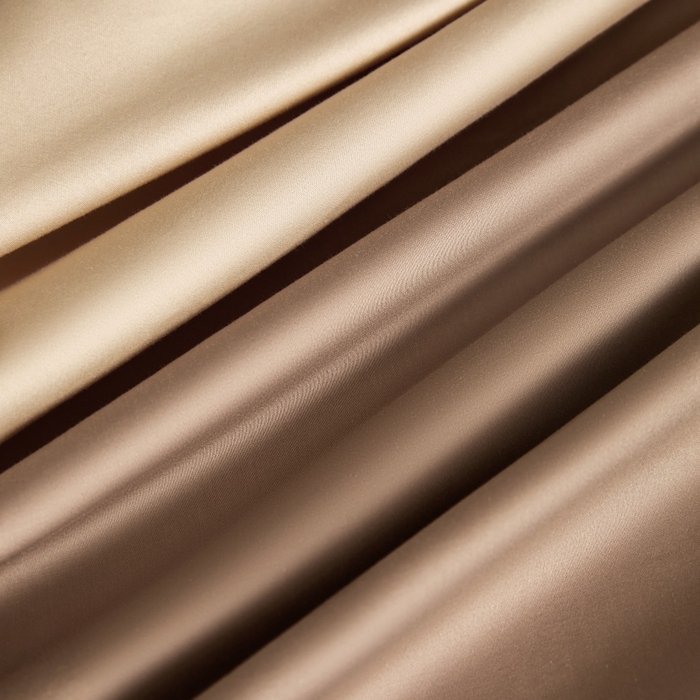 91家纺网 家纺一手货源 找家纺 秀色家纺 2025新款A类60s新疆长绒棉纯棉四件套全棉床上用品纯色床单被套被罩三件套-米朵 米朵-亚麻咖+香槟金