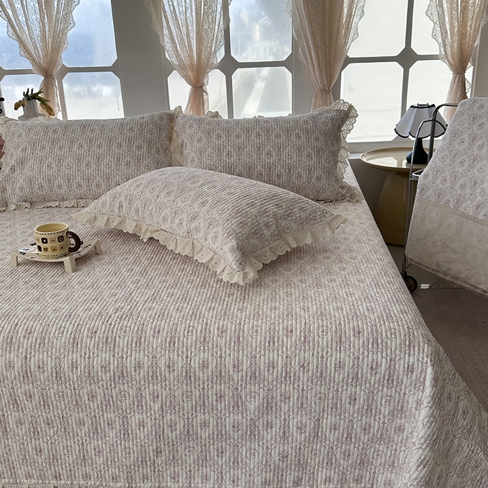 91家纺网 家纺一手货源 找家纺 （总）奈萝家纺 2025新款全棉13372印花花边床盖三件套