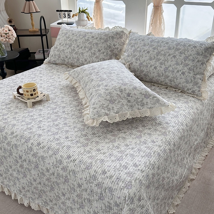 91家纺网 家纺一手货源 找家纺 （总）奈萝家纺 2025新款全棉13372印花花边床盖三件套