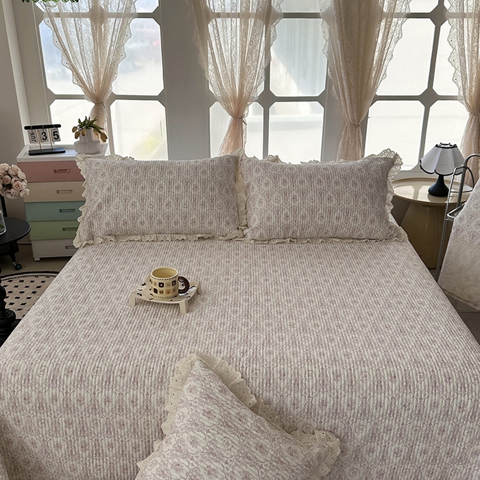 91家纺网 家纺一手货源 找家纺 （总）奈萝家纺 2025新款全棉13372印花花边床盖三件套