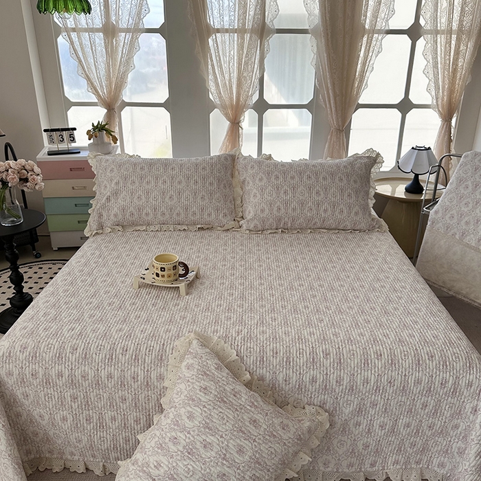 91家纺网 家纺一手货源 找家纺 （总）奈萝家纺 2025新款全棉13372印花花边床盖三件套