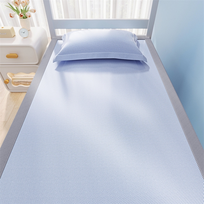 91家纺网 家纺一手货源 找家纺 星座家纺 2025新款学生床斜纹冰丝凉席-刺绣款 冰山蓝