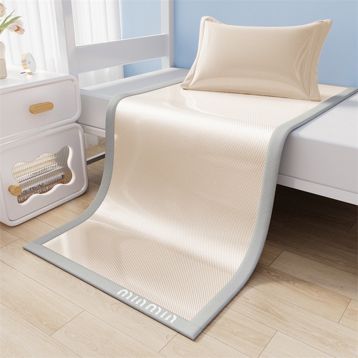 91家纺网 家纺一手货源 找家纺 星座家纺 2025新款学生床斜纹冰丝凉席-刺绣款 杏仁咖