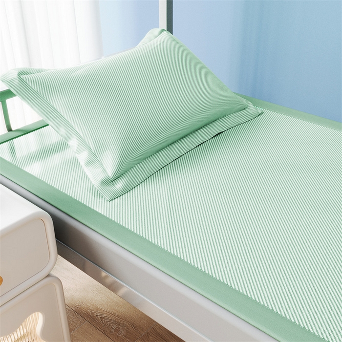 91家纺网 家纺一手货源 找家纺 星座家纺 2025新款学生床斜纹冰丝凉席-刺绣款 柠檬绿