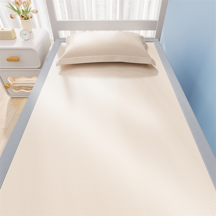 91家纺网 家纺一手货源 找家纺 星座家纺 2025新款学生床斜纹冰丝凉席-刺绣款 杏仁咖