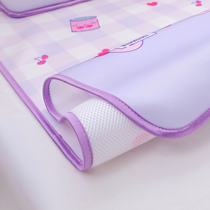 91家纺网 家纺一手货源 找家纺 八零年代 2025新款三丽鸥IP正版授权凉席新品云柔天丝软凉席冰丝儿童席幼儿园午睡凉席套件 库洛米-汽车