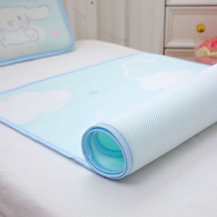 91家纺网 家纺一手货源 找家纺 八零年代 2025新款三丽鸥IP正版授权凉席新品云柔天丝软凉席冰丝儿童席幼儿园午睡凉席套件 大耳狗-宝贝