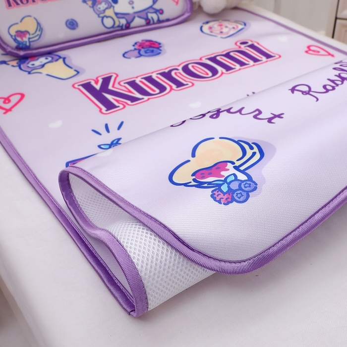 91家纺网 家纺一手货源 找家纺 八零年代 2025新款三丽鸥IP正版授权凉席新品云柔天丝软凉席冰丝儿童席幼儿园午睡凉席套件 库洛米-甜甜