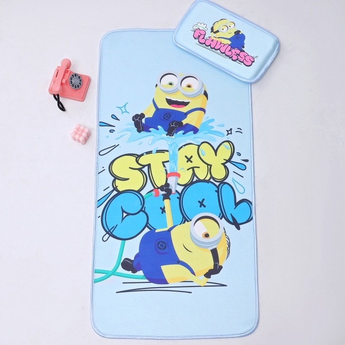 91家纺网 家纺一手货源 找家纺 八零年代 2025新款三丽鸥IP正版授权凉席新品云柔天丝软凉席冰丝儿童席幼儿园午睡凉席套件 小黄人-MINI