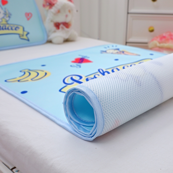 91家纺网 家纺一手货源 找家纺 八零年代 2025新款三丽鸥IP正版授权凉席新品云柔天丝软凉席冰丝儿童席幼儿园午睡凉席套件 帕恰狗