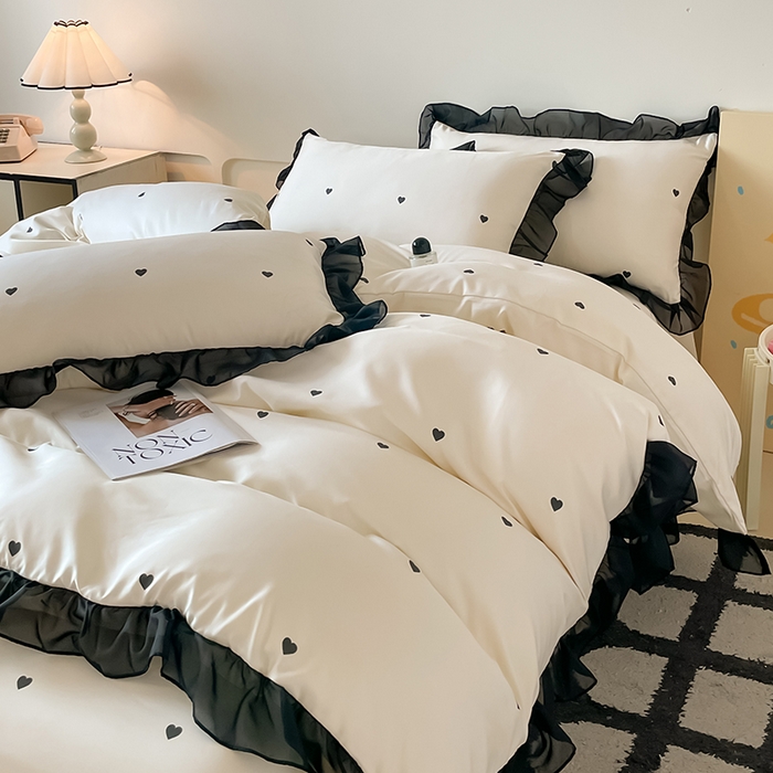 91家纺网 家纺一手货源 找家纺 绒世界 2025新款小清新美拉德水洗冰丝套件四件套 爱心