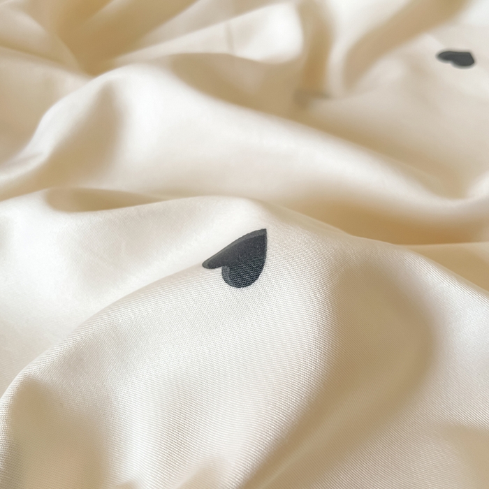 91家纺网 家纺一手货源 找家纺 绒世界 2025新款小清新美拉德水洗冰丝套件四件套 爱心