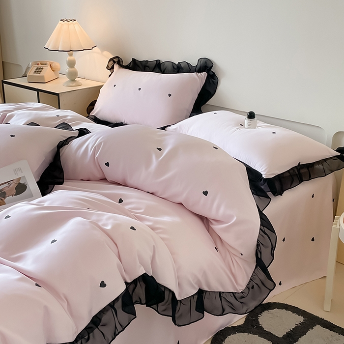 91家纺网 家纺一手货源 找家纺 绒世界 2025新款小清新美拉德水洗冰丝套件四件套 爱心-粉