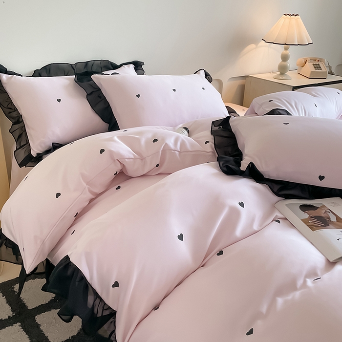 91家纺网 家纺一手货源 找家纺 绒世界 2025新款小清新美拉德水洗冰丝套件四件套 爱心-粉