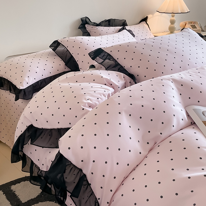 91家纺网 家纺一手货源 找家纺 绒世界 2025新款小清新美拉德水洗冰丝套件四件套 波点-粉