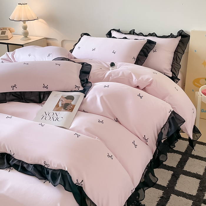 91家纺网 家纺一手货源 找家纺 绒世界 2025新款小清新美拉德水洗冰丝套件四件套 蝴蝶结-粉