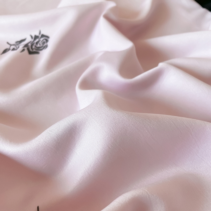 91家纺网 家纺一手货源 找家纺 绒世界 2025新款小清新美拉德水洗冰丝套件四件套 玫瑰-粉