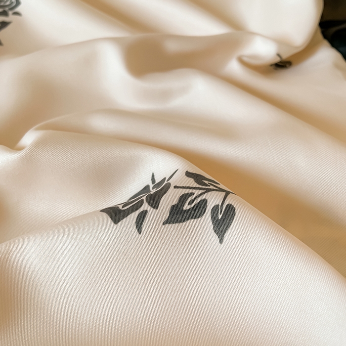 91家纺网 家纺一手货源 找家纺 绒世界 2025新款小清新美拉德水洗冰丝套件四件套 玫瑰