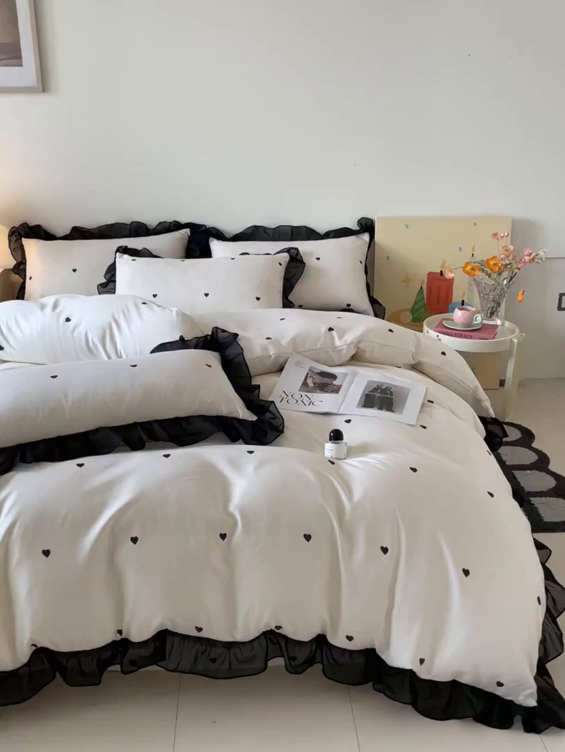 91家纺网 家纺一手货源 找家纺 绒世界 2025新款小清新美拉德水洗冰丝套件四件套 爱心