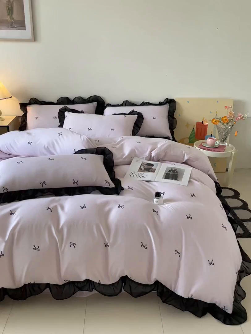 91家纺网 家纺一手货源 找家纺 绒世界 2025新款小清新美拉德水洗冰丝套件四件套 蝴蝶结-粉