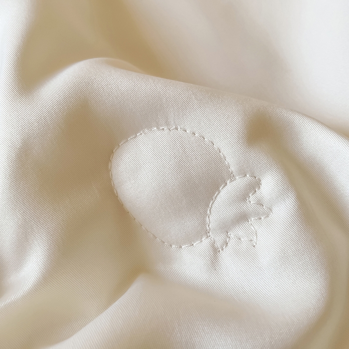 91家纺网 家纺一手货源 找家纺 （总）绒世界 2025新款水洗真丝绣花冰丝美拉德夏被四件套系列