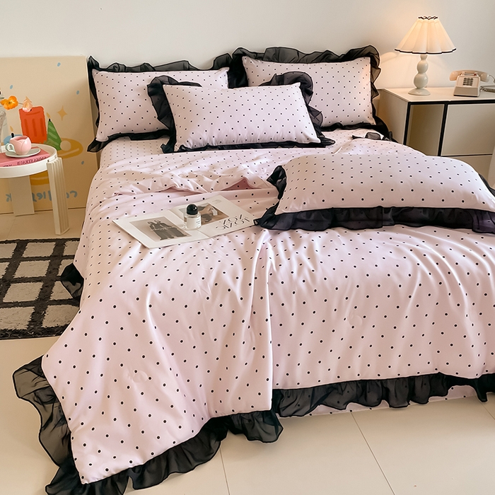 91家纺网 家纺一手货源 找家纺 绒世界 2025新款水洗真丝绣花冰丝美拉德夏被四件套系列 夏被-波点-粉